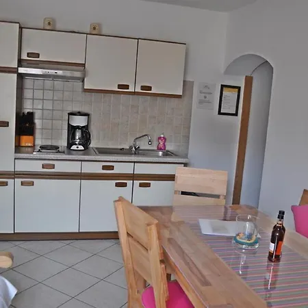 Apartamento Gaestehaus Bergkristall