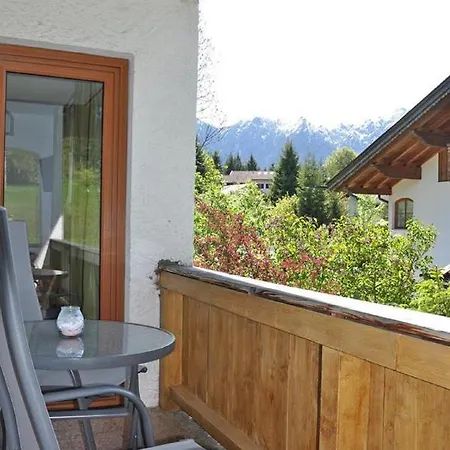 Gaestehaus Bergkristall Apartamento Wallgau