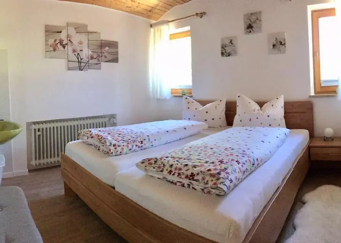 Gaestehaus Bergkristall * Wallgau