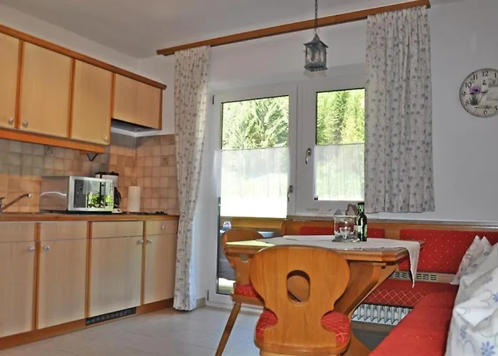 Gaestehaus Bergkristall *