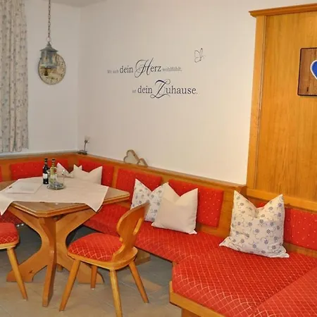 Gaestehaus Bergkristall *