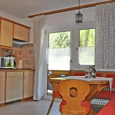 Gaestehaus Bergkristall *